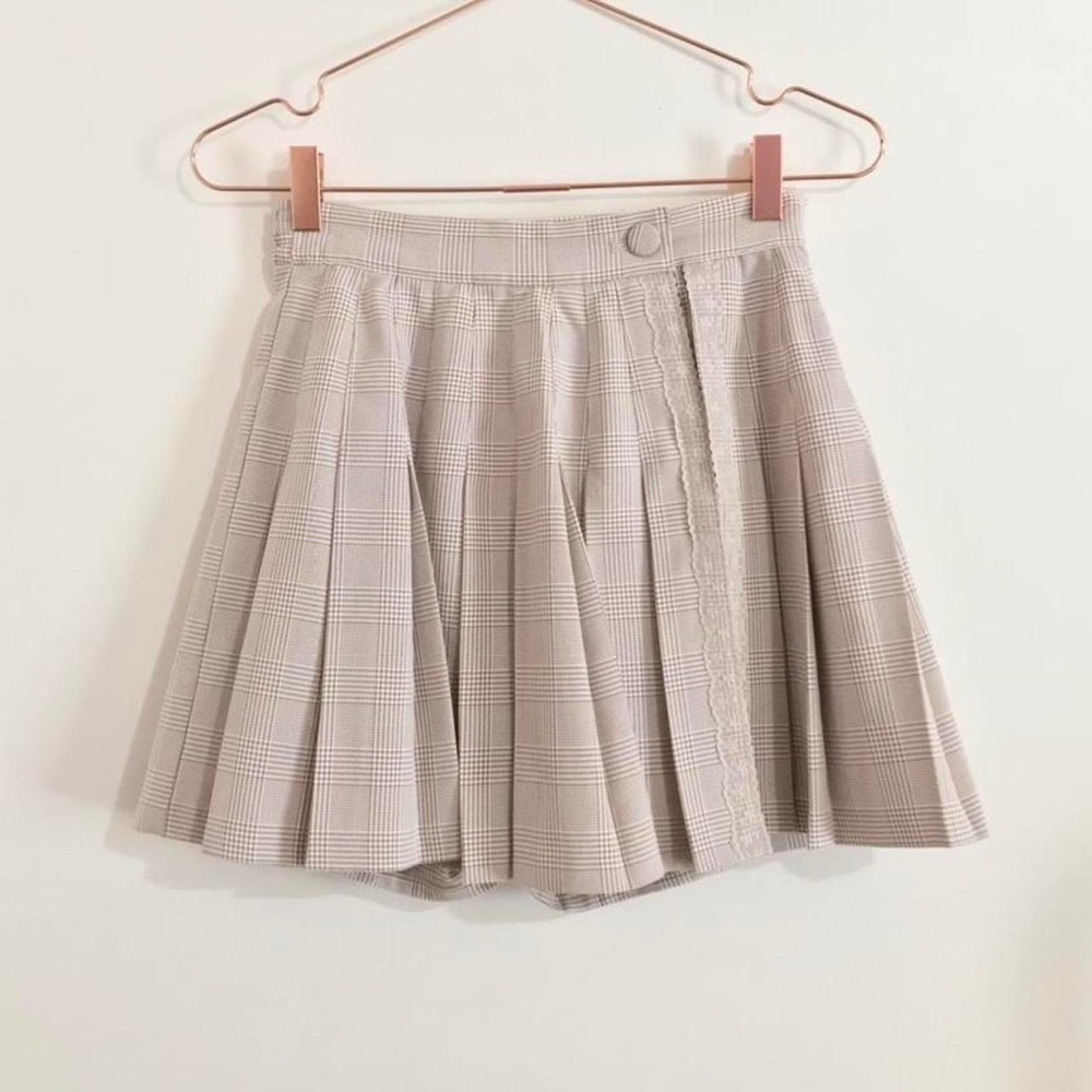 ♡ Liz Lisa Checkered Pleated Sukapan ♡